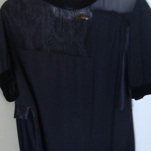 Marc by Marc Jacobs Black Lace Short Sleeve Tunic Blouse Top SZ Med